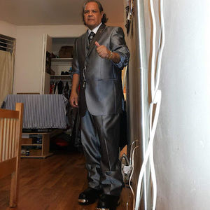 Meet your Posher, Leopoldo